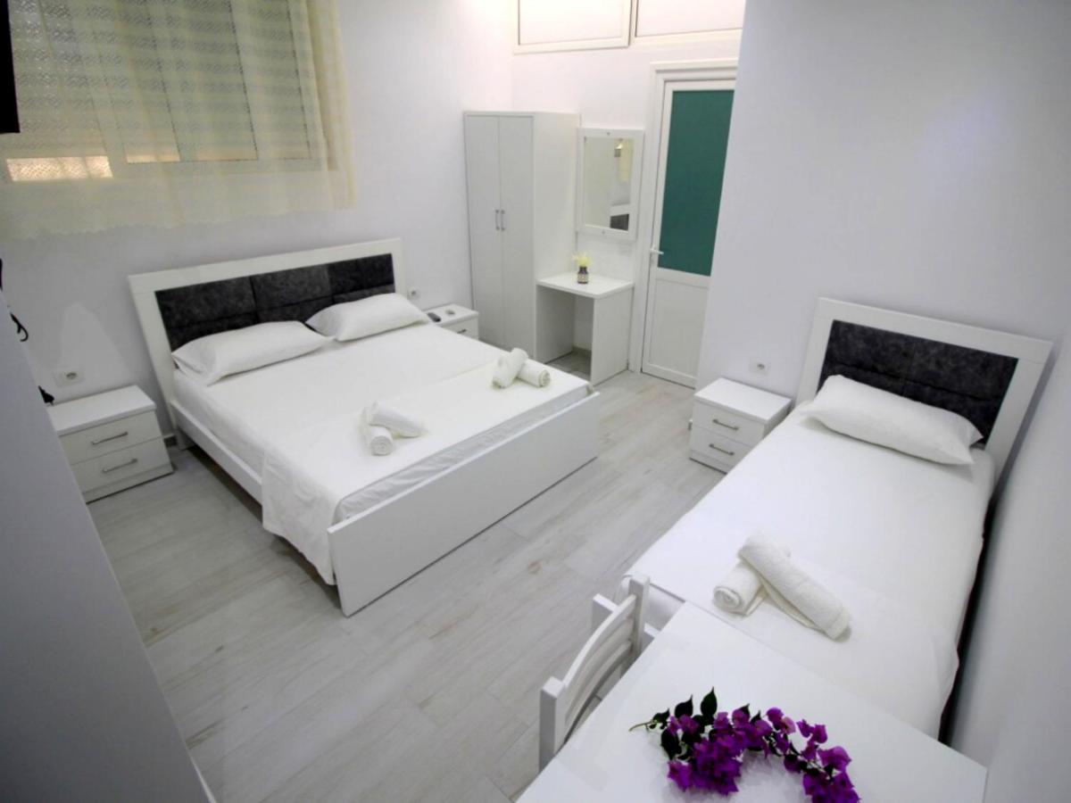 Hotel Gusto Di Casa Sarandë Exterior foto